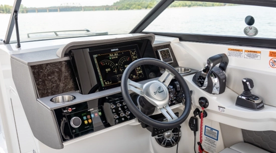 Sea Ray SDX 290 OB usado à venda