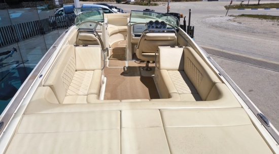 Chris Craft LAUNCH 28 usata in vendita