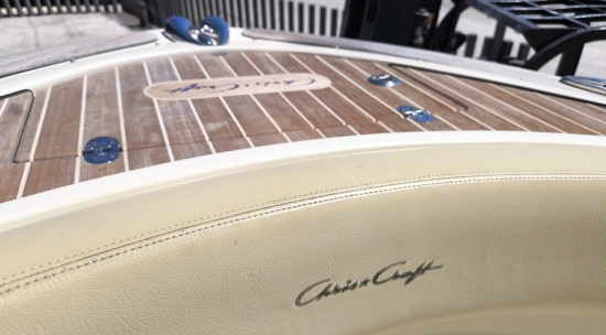 Chris Craft LAUNCH 28 usata in vendita