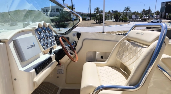Chris Craft LAUNCH 28 usata in vendita