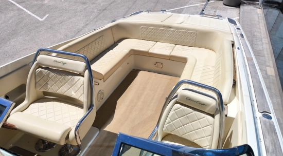 Chris Craft LAUNCH 28 usata in vendita