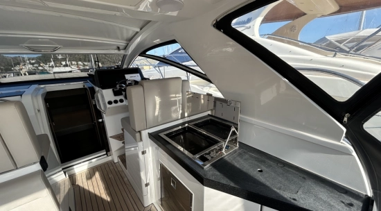 Sealine S335 de segunda mano en venta