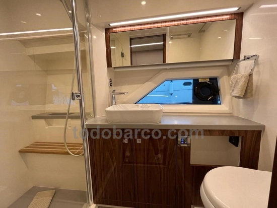 Riviera 50 Sport Motor Yacht usado à venda