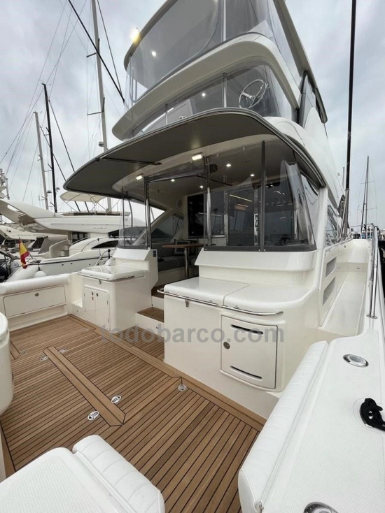 Riviera 50 Sport Motor Yacht usado à venda