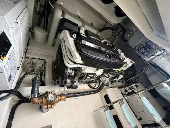 Riviera 50 Sport Motor Yacht usado à venda