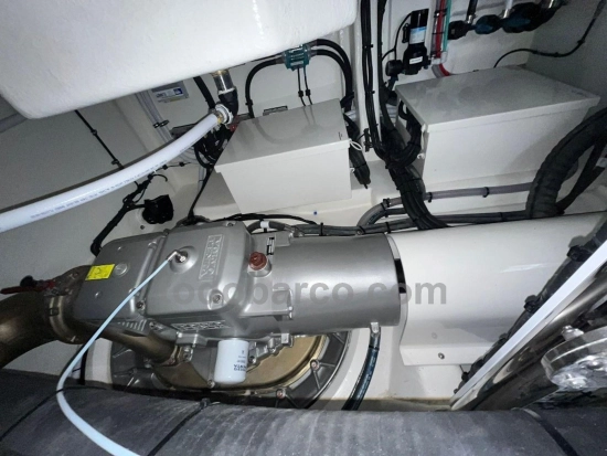 Riviera 50 Sport Motor Yacht usado à venda
