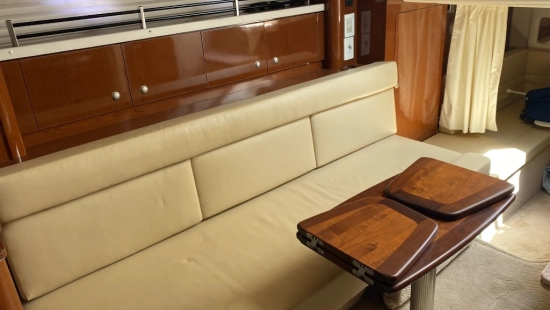 Sea Ray Sundancer 355 usata in vendita