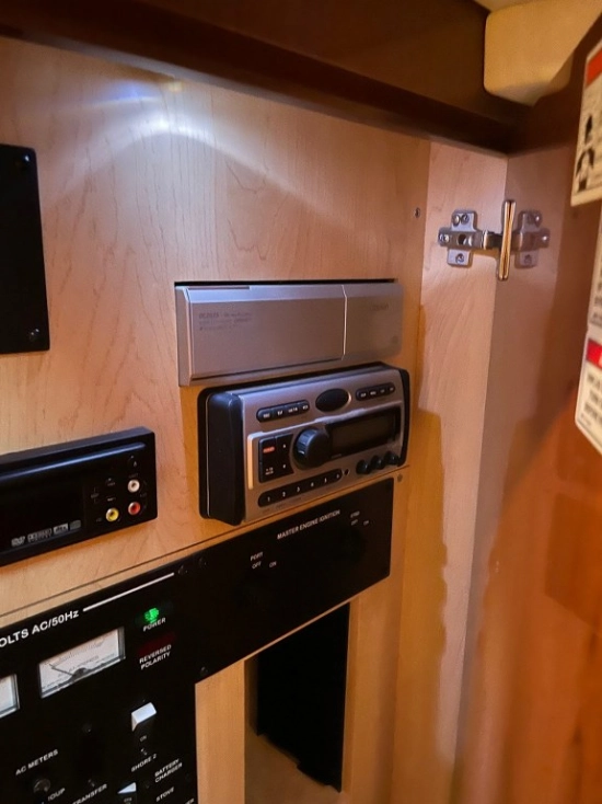 Sea Ray Sundancer 355 usata in vendita