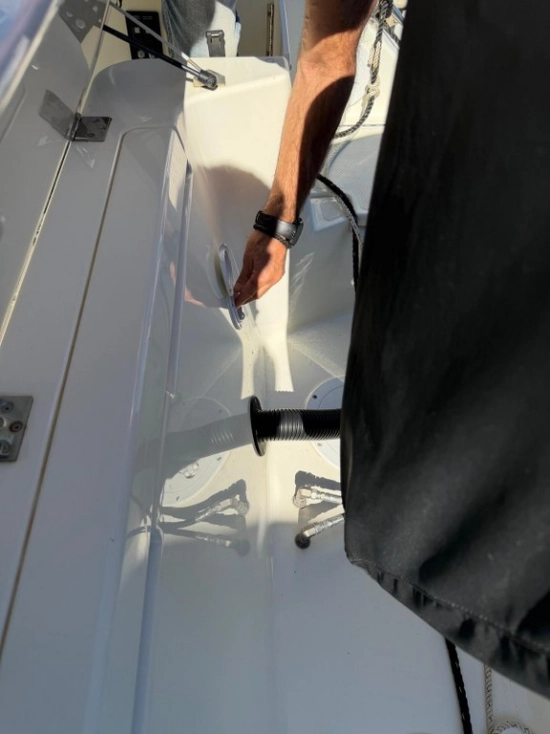 Quicksilver Pilothouse 805 Explorer de segunda mano en venta