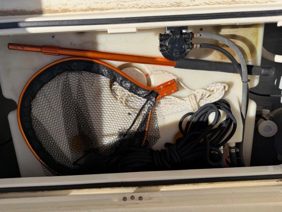 Quicksilver Pilothouse 805 Explorer de segunda mano en venta