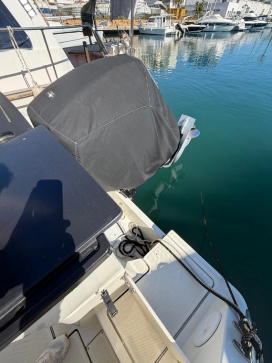 Quicksilver Pilothouse 805 Explorer de segunda mano en venta