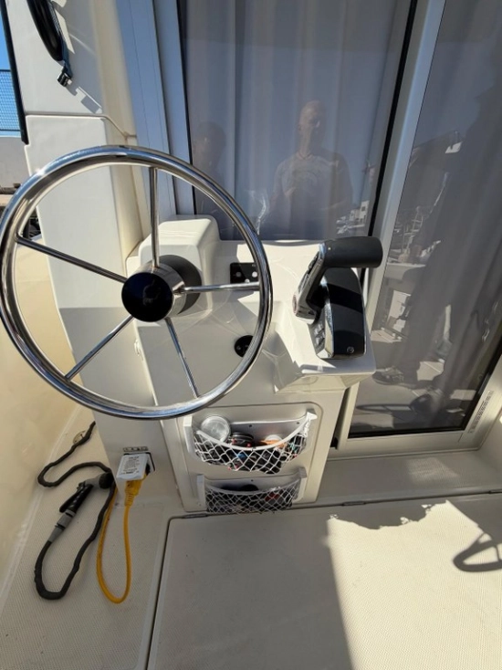 Quicksilver Pilothouse 805 Explorer de segunda mano en venta