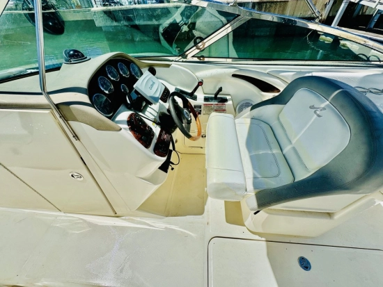 Sea Ray 290 Bow Rider de segunda mano en venta