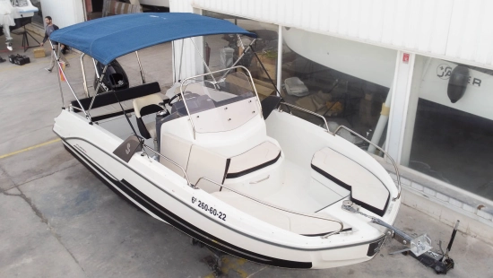 Beneteau Flyer 6.6 SpaceDeck preowned for sale