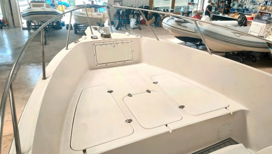 Wellcraft 238 CCF center console de segunda mano en venta
