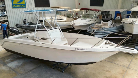 Wellcraft 238 CCF center console de segunda mano en venta