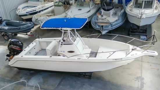 Wellcraft 238 CCF center console de segunda mano en venta