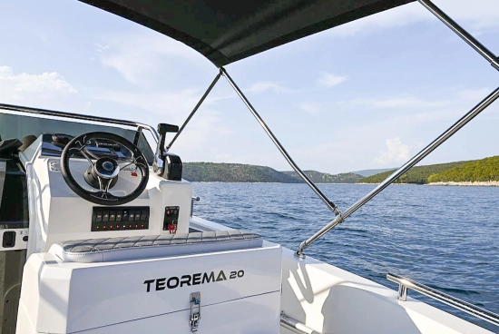Teorema 20 Sundeck nuova in vendita