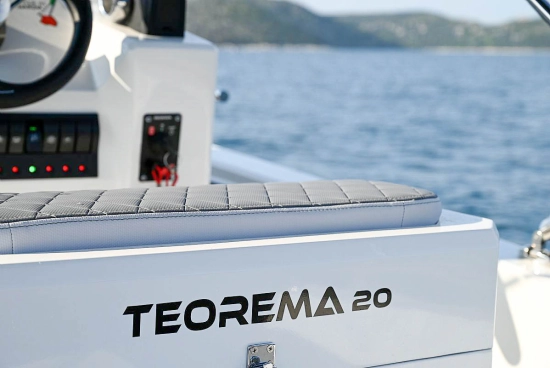 Teorema 20 Sundeck nuova in vendita
