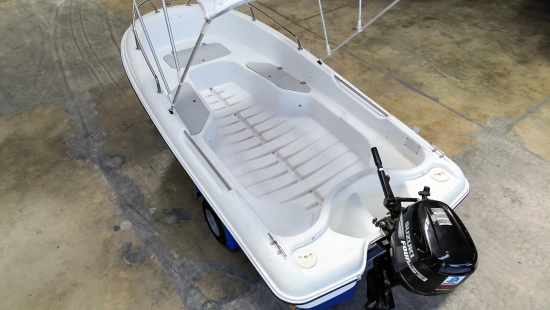 Jeanneau CAP 400 de segunda mano en venta