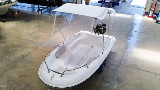 Jeanneau CAP 400 de segunda mano en venta