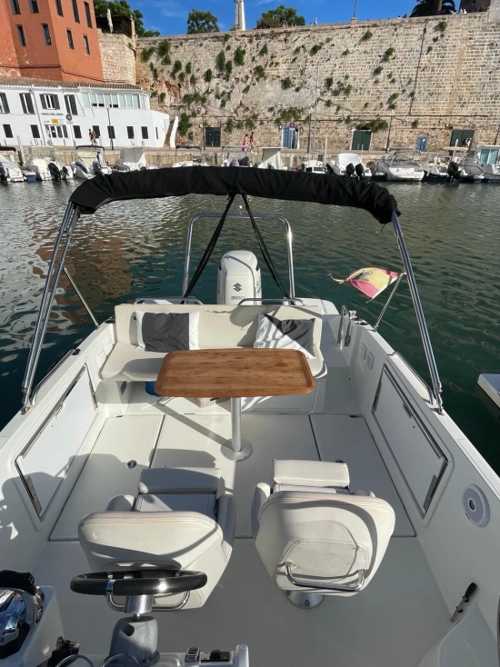 Beneteau Flyer 8 preowned for sale