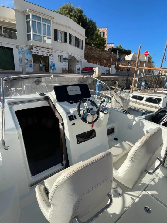 Beneteau Flyer 8 preowned for sale
