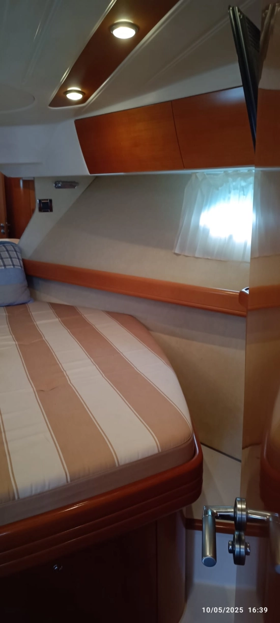Beneteau Antares 12 Fly usado à venda