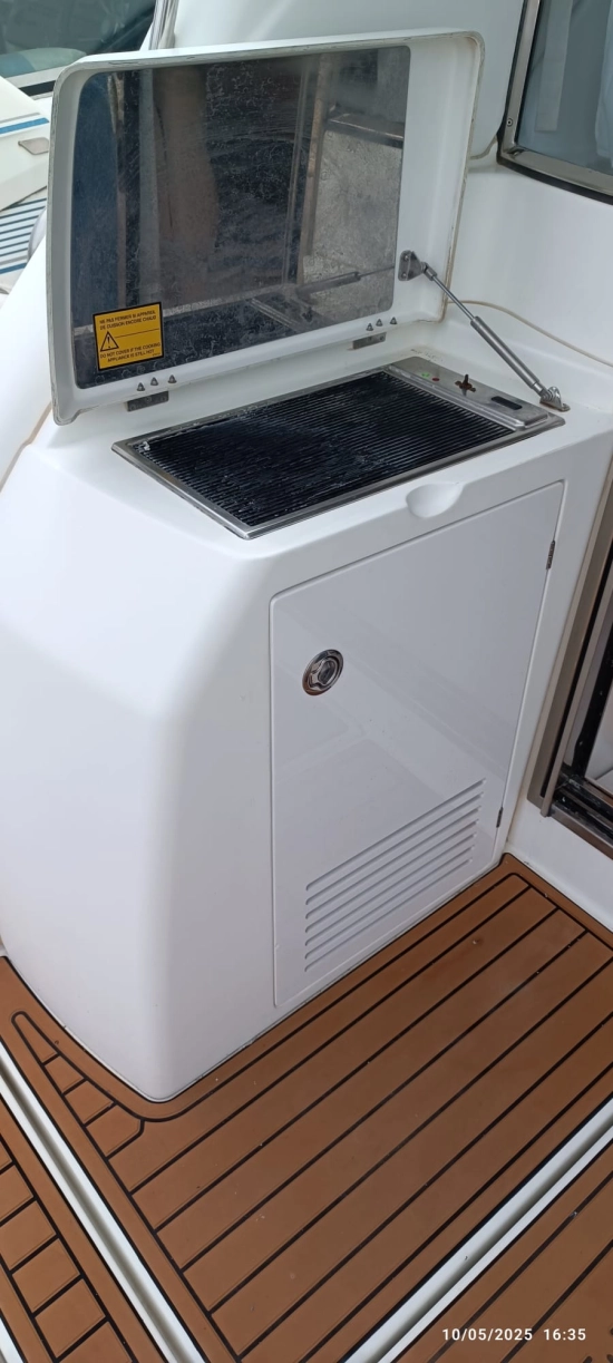 Beneteau Antares 12 Fly usado à venda