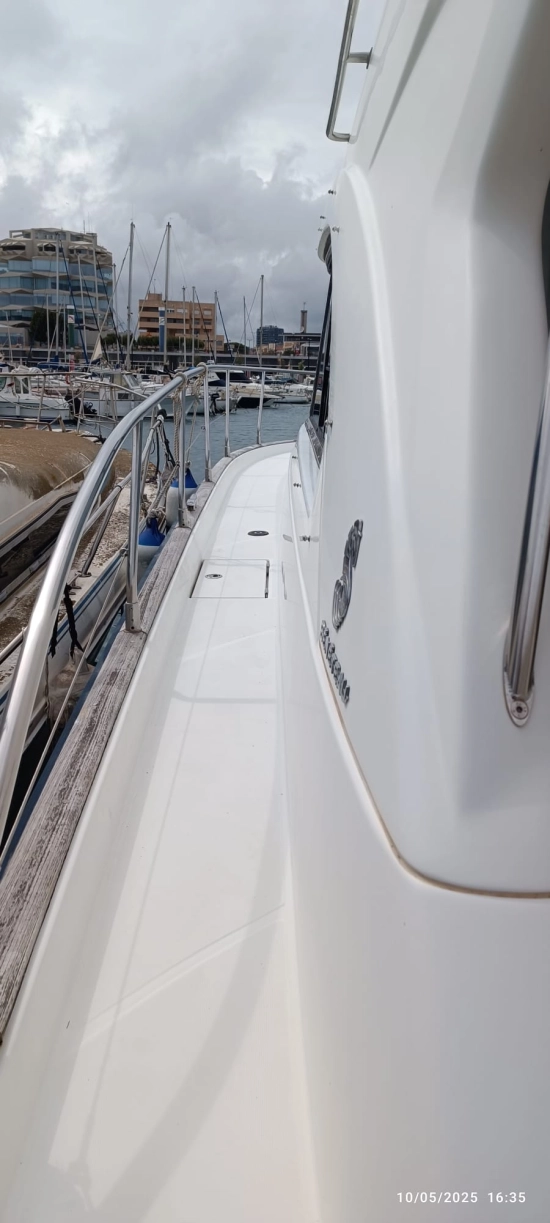 Beneteau Antares 12 Fly usado à venda