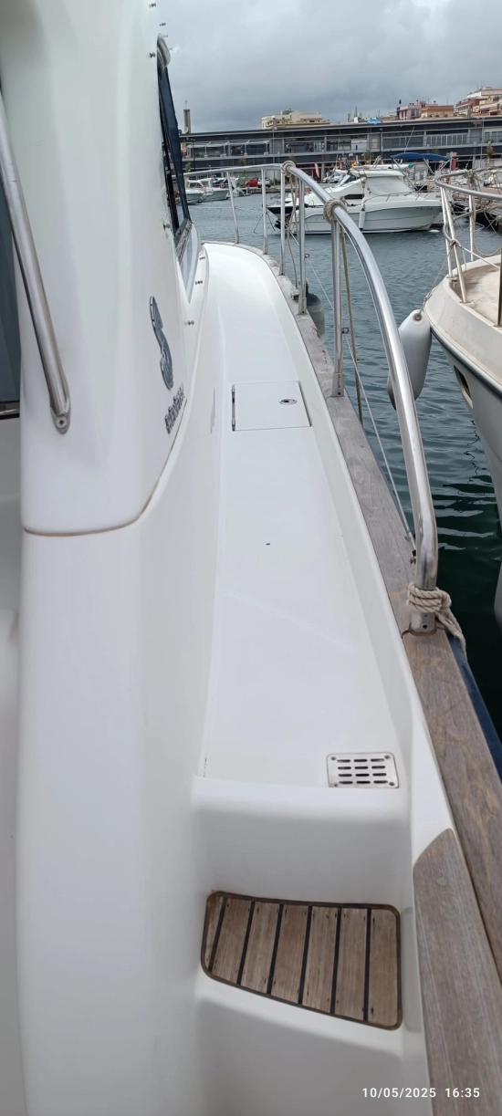 Beneteau Antares 12 Fly usado à venda