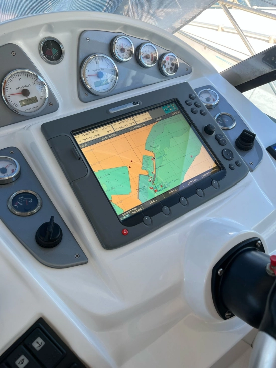 Beneteau Antares 12 Fly usado à venda
