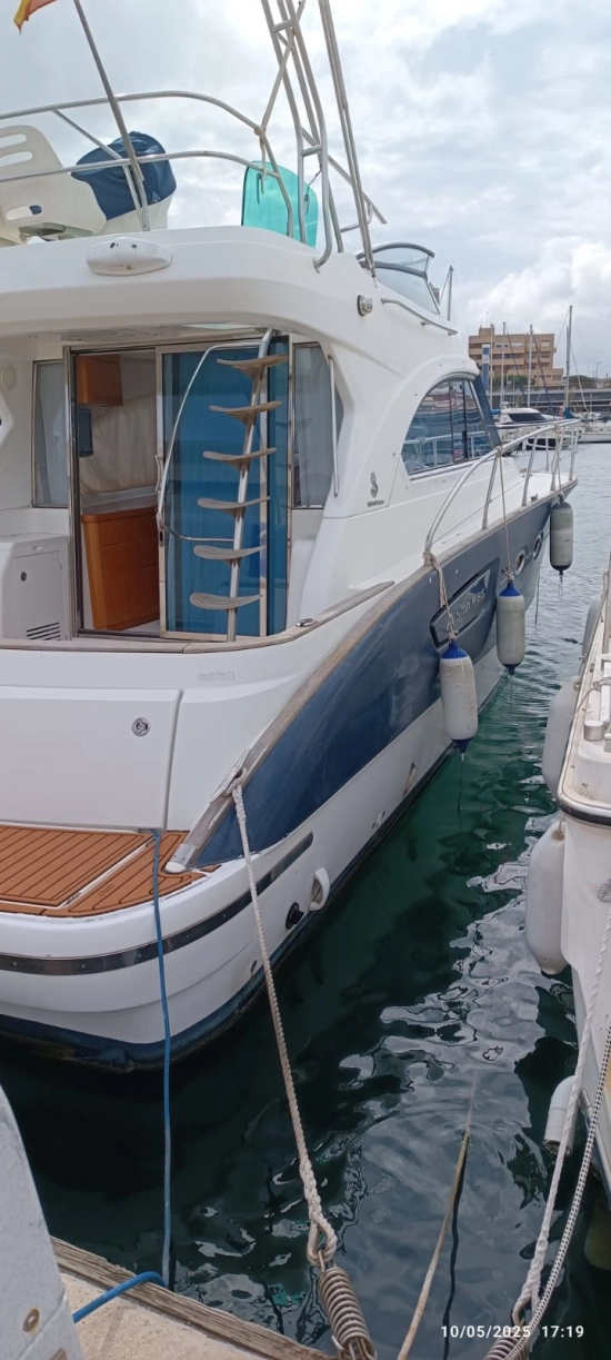 Beneteau Antares 12 Fly usado à venda