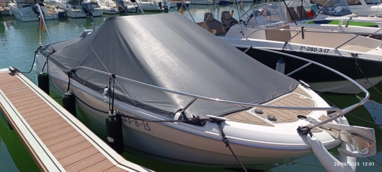 Jeanneau Cap Camarat 6.5 Cc usata in vendita