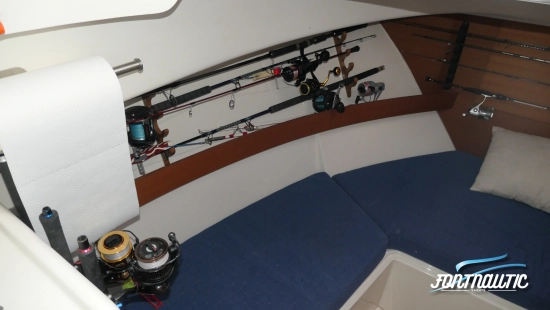Jeanneau Merry Fisher 655 usado à venda