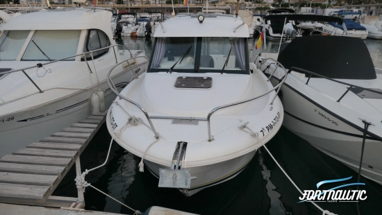 Jeanneau Merry Fisher 655 usado à venda