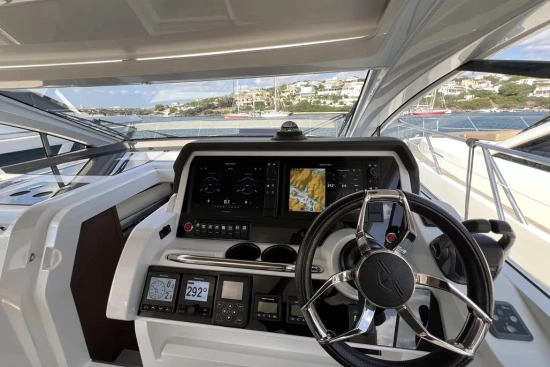Sealine S430 usado à venda