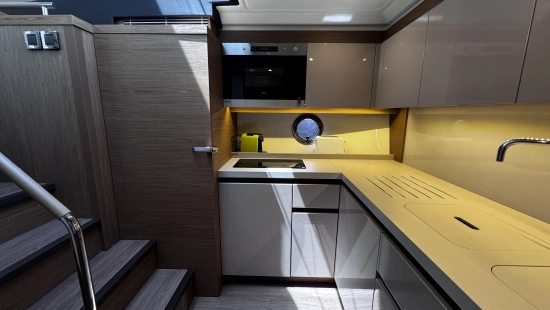 Beneteau Gran turismo 50 fly usata in vendita