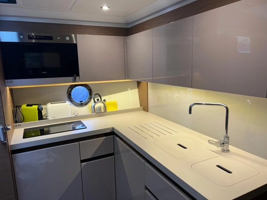 Beneteau Gran turismo 50 fly usata in vendita