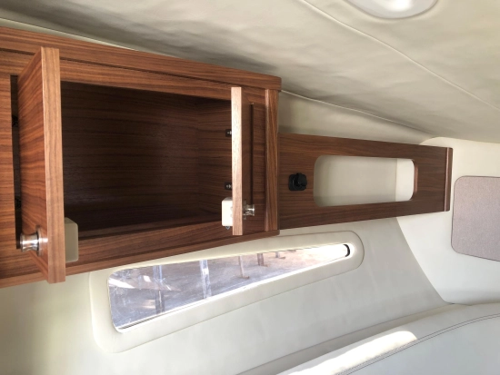 Sea Ray Sundancer 265 usado à venda