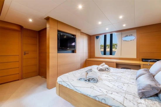 Pershing 64 usata in vendita