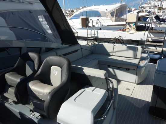 Fairline F Line 33 de segunda mano en venta