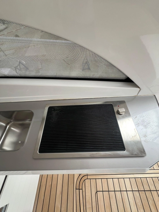 Sessa Marine C38 usado à venda