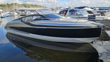 Fairline F Line 33 usata in vendita