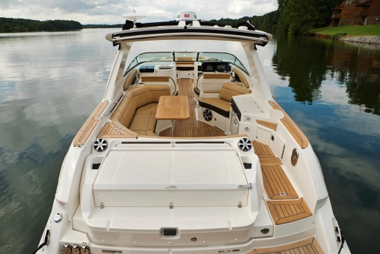 Sea Ray SLX 350 de segunda mano en venta