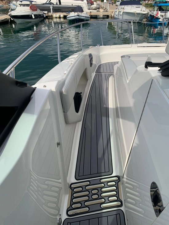 Sea Ray Sundancer 320 usata in vendita