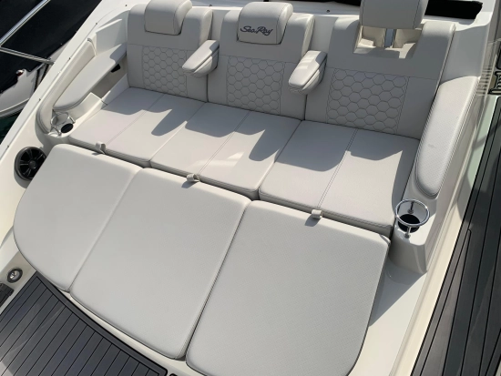 Sea Ray Sundancer 320 usata in vendita