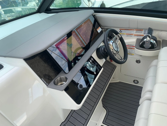 Sea Ray Sundancer 320 usata in vendita