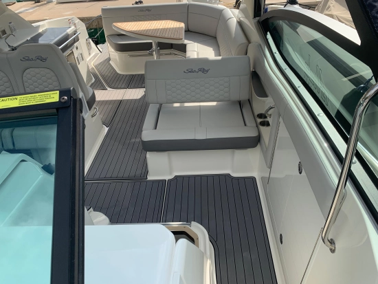 Sea Ray Sundancer 320 usata in vendita