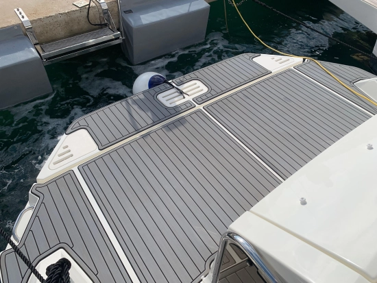 Sea Ray Sundancer 320 usata in vendita